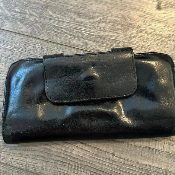 Hobo International Black Patent Leather Clutch Purse - Picture 1 of 11